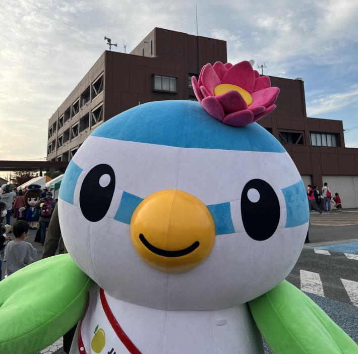 世界キャラクターさみっと2025